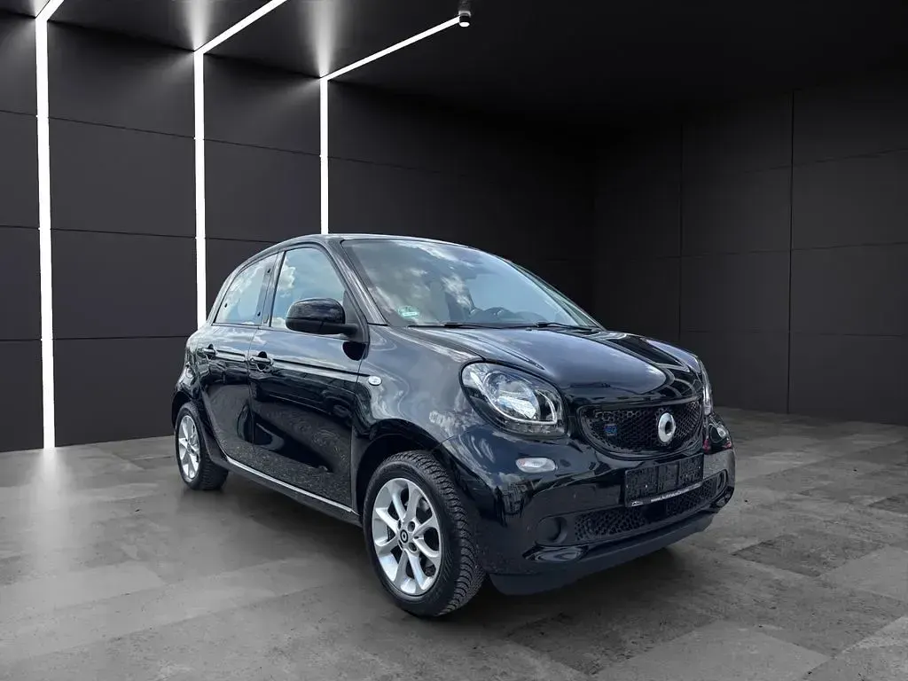 Gebraucht Smart ForFour Electric Drive Prime 60 kW (82 PS) 2020 Schwarz Limousine
