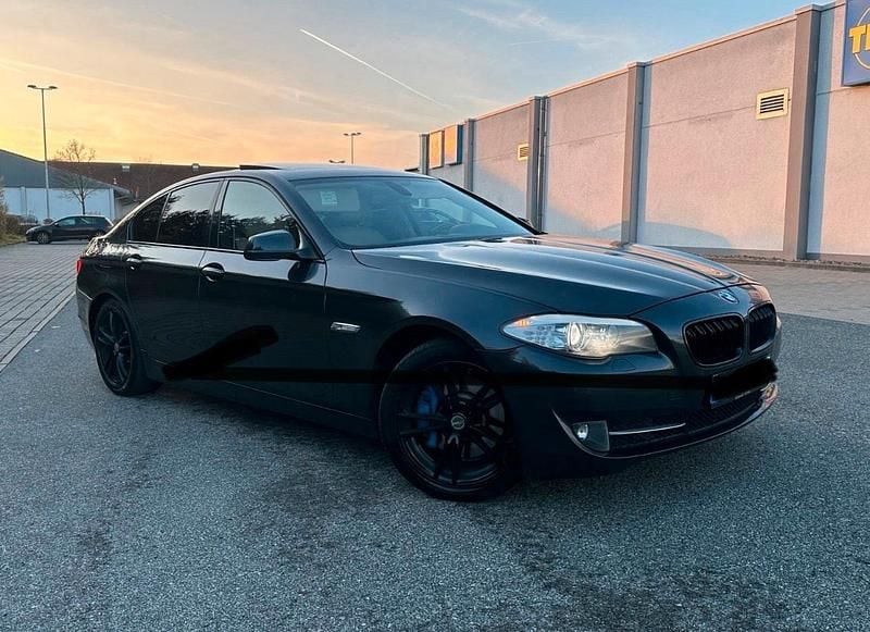 Gebraucht BMW 530 245 PS (180 kW) 2010 Grau Limousine