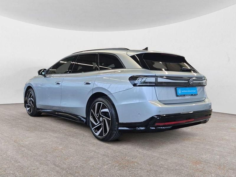 Gebraucht VW ID.7 Pro 210 kW (286 PS) 2025 Scale silver metallic Kombi