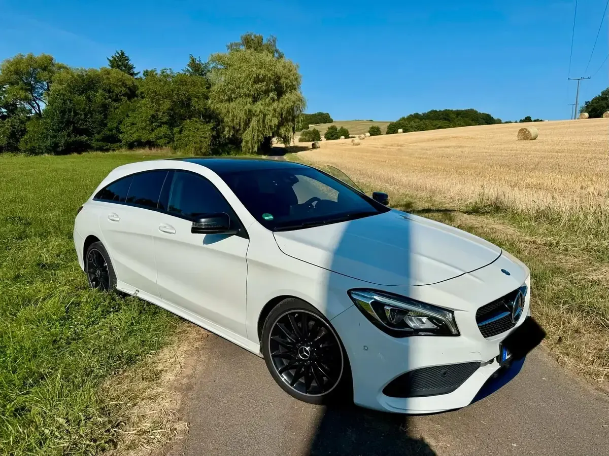 Gebraucht Mercedes CLA180 AMG 122 PS (89 kW) 2016 Weiß Coupé