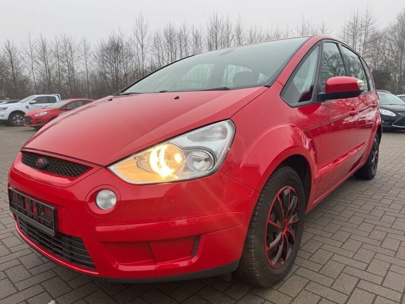 Rot Gebraucht 2008 Ford S-MAX Trend Van / Kleinbus | 1.999 € (Guter Preis) - Bild 1/4