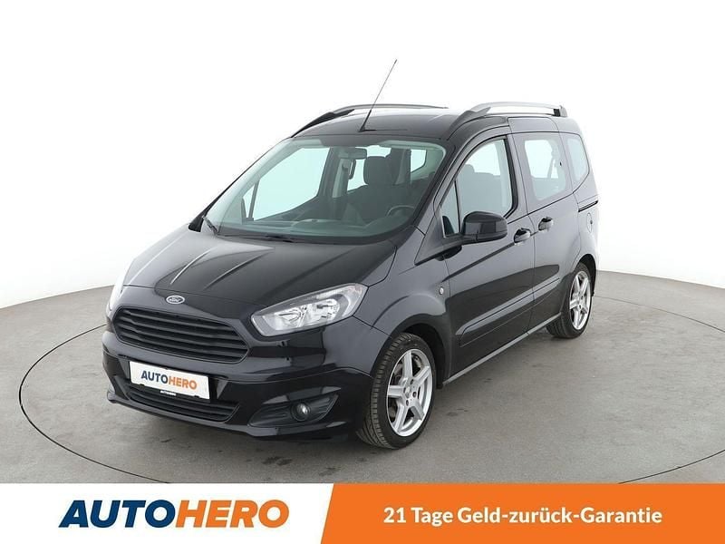 Schwarz Gebraucht 2017 Ford Tourneo Courier Trend Van / Kleinbus | 8.910 € (Guter Preis) - Bild 1/3