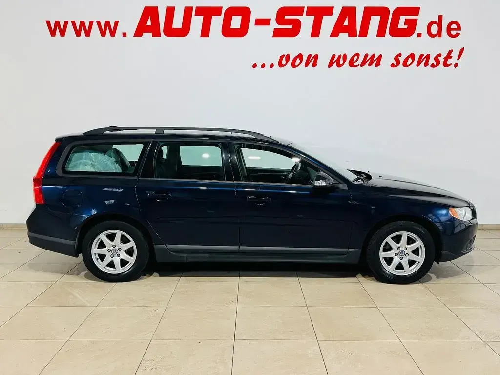 Gebraucht Volvo V70 145 PS (106 kW) 2009 Blau Kombi