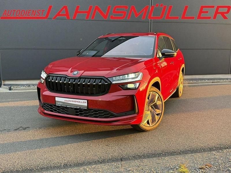 Rot Neu 2025 Skoda Kodiaq SportLine SUV | 57.650 € (Teuer) - Bild 1/4