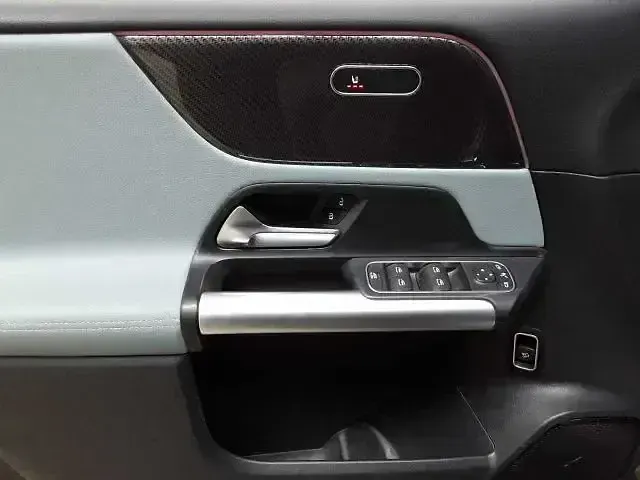 Gebraucht Mercedes B200 Advanced Plus 2023 Andere Van / Kleinbus