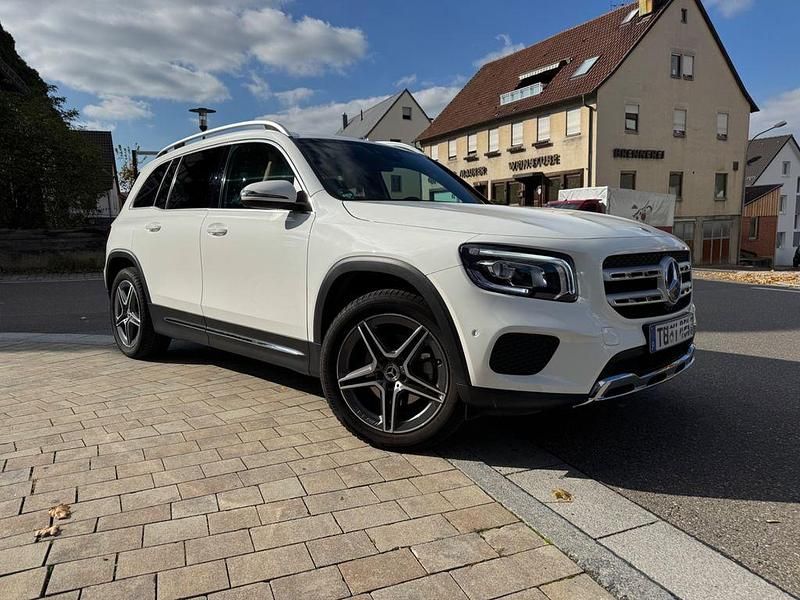 Weiß Gebraucht 2023 Mercedes GLB200 SUV | 34.990 € (Superpreis) - Bild 1/4