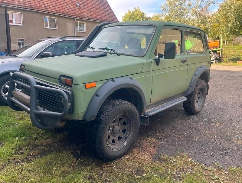 Gebraucht Lada niva 80 PS (58 kW) 2004 Grün SUV