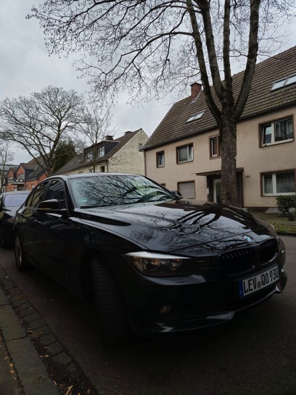 Schwarz Gebraucht 2012 BMW 316 Limousine | 8.000 € (Fairer Preis) - Bild 1/4