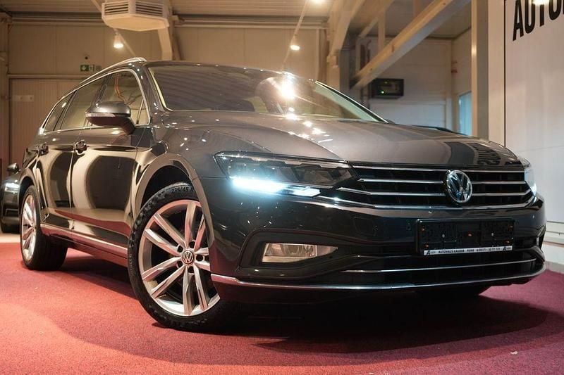 Grau Gebraucht 2019 VW Passat Elegance Kombi | 17.999 € (Fairer Preis) - Bild 1/4