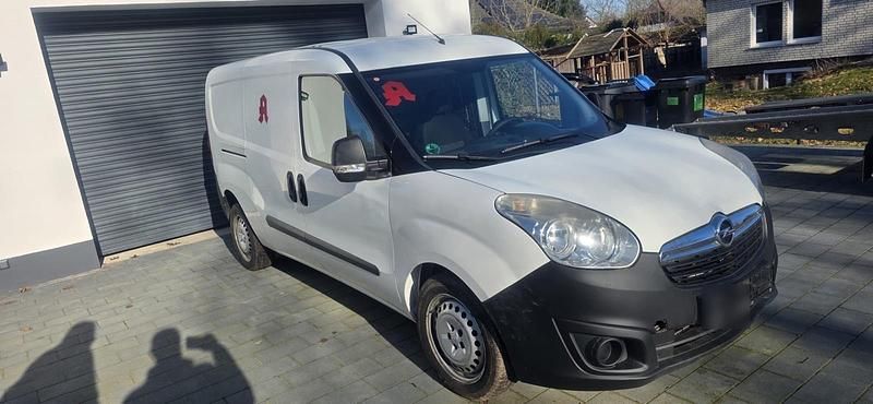 Gebraucht Opel Combo 105 PS (77 kW) 2016 Weiß Van / Kleinbus