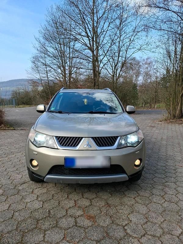 Gebraucht Mitsubishi Outlander 156 PS (114 kW) 2008 Gold SUV