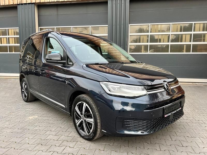 Blau Gebraucht 2022 VW Caddy Van / Kleinbus | 29.950 € (Teuer) - Bild 1/4