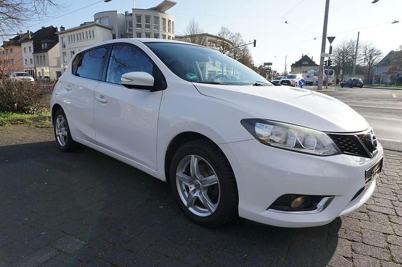 Gebraucht Nissan Pulsar N-Connecta 110 PS (80 kW) 2017 Weiß Limousine