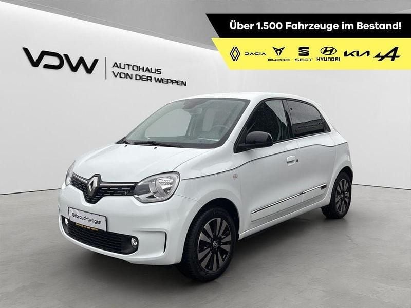 Second-hand Renault Twingo Techno 60 kW (82 CP) 2022 Alb Hatchback