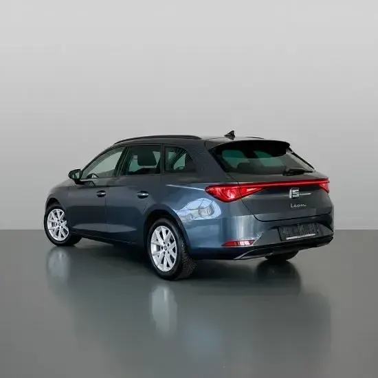Gebraucht Seat Leon Style 150 PS (110 kW) 2022 Magnetic tech metallic Kombi