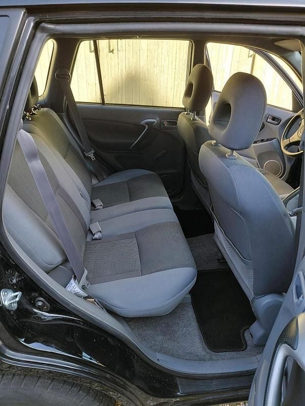 Gebraucht Toyota RAV4 125 PS (91 kW) 2003 Schwarz SUV