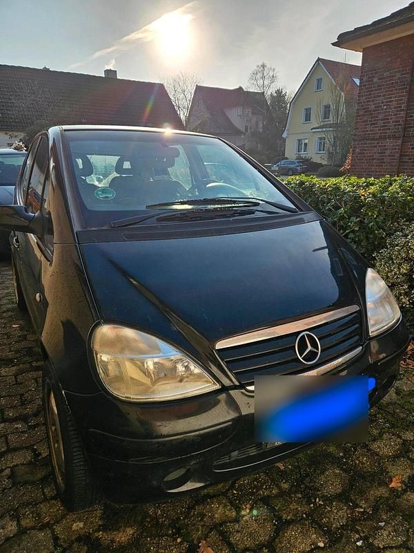 Schwarz Gebraucht 2000 Mercedes A190 Kleinwagen | 580 € (Superpreis) - Bild 1/4