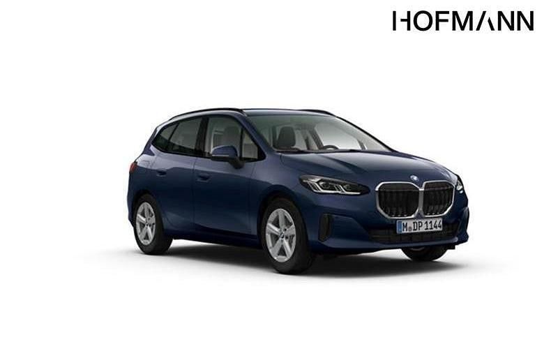 Blau Neu 2026 BMW 218 Luxury Line Kombi | 39.295 € (Etwas zu teuer) - Bild 1/4