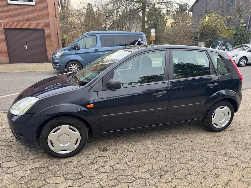 Gebraucht Ford Fiesta 69 PS (50 kW) 2005 Schwarz Kleinwagen
