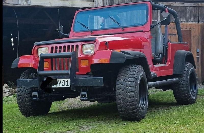Gebraucht Jeep Wrangler 121 PS (88 kW) 1993 Rot SUV