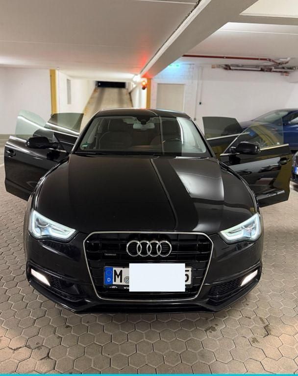 Schwarz Gebraucht 2015 Audi A5 Sportback Sport Kleinwagen | 14.500 € (Guter Preis) - Bild 1/4