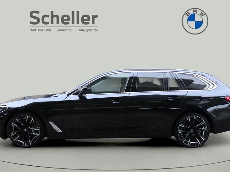 Gebraucht BMW 530 Luxury Line 286 PS (210 kW) 2022 Schwarz Kombi