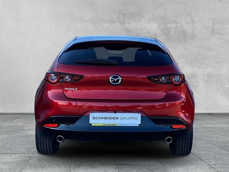 Neu Mazda 3 Nagisa 140 PS (102 kW) 2025 Rot Limousine