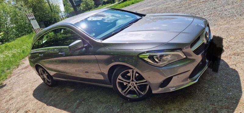 Gebraucht 2017 Mercedes CLA200 Shooting Brake Kombi | 14.600 € (Guter Preis) - Bild 1/4