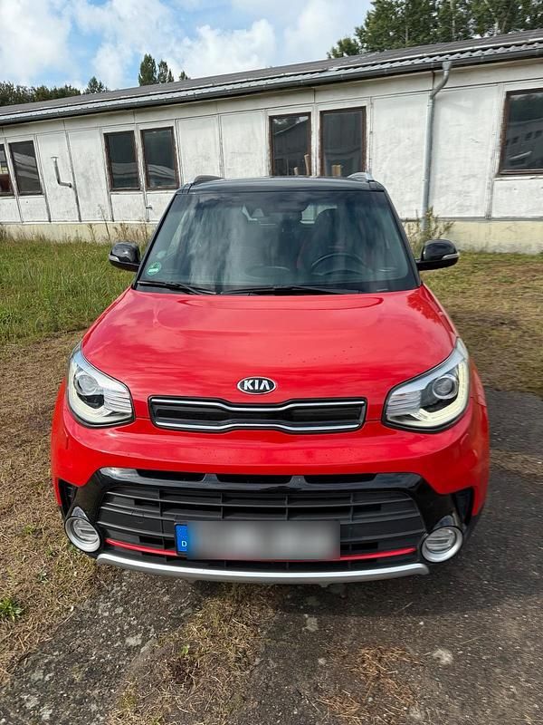 Rot Gebraucht 2018 Kia Soul 2 SUV | 13.995 € (Guter Preis) - Bild 1/4