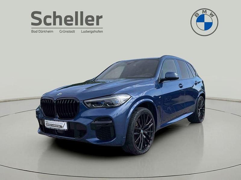 Phytonicblau Gebraucht 2022 BMW X5 M Sport SUV | 69.990 € (Fairer Preis) - Bild 1/4