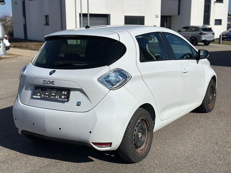 Gebraucht Renault Zoe Life 42 kW (58 PS) 2016 Weiß Kleinwagen