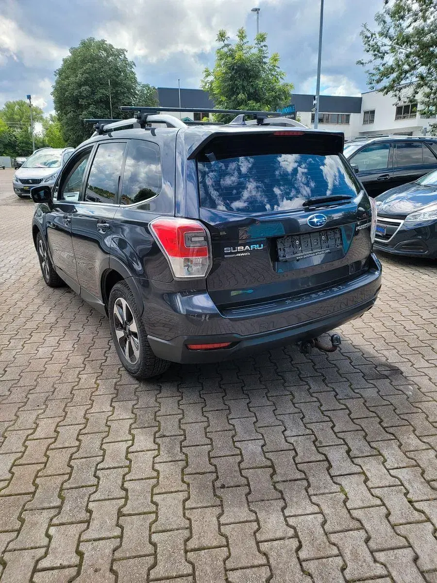 Gebraucht Subaru Forester Exclusive+ 150 PS (110 kW) 2016 Schwarz SUV