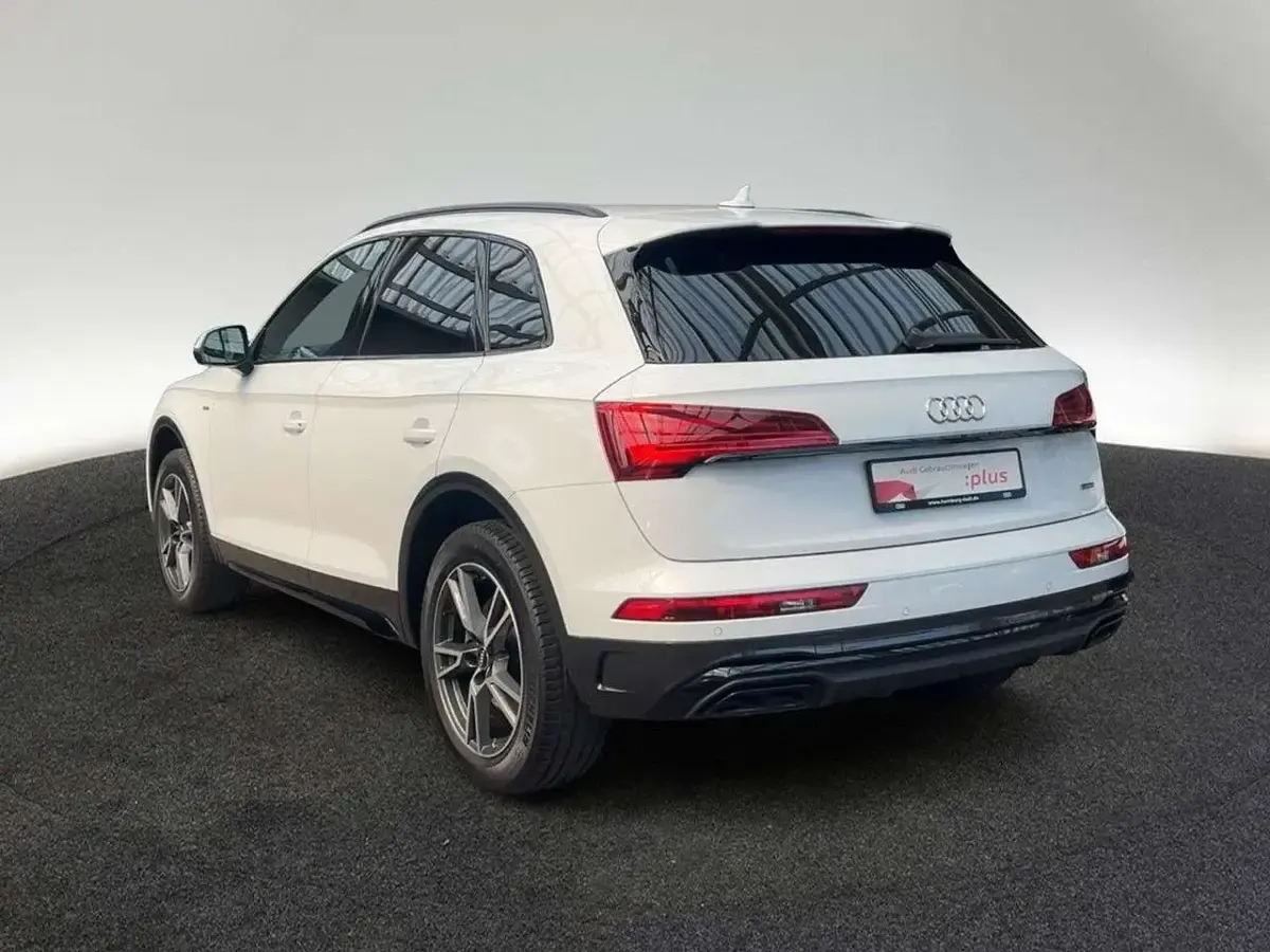 Gebraucht Audi Q5 S-Line 204 PS (150 kW) 2023 Gletscherweiß metallic SUV