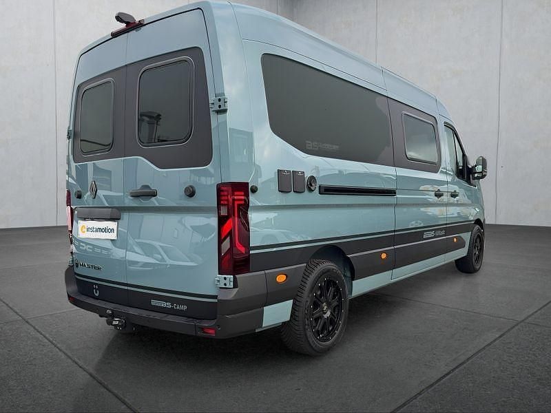 Neu Renault Master 170 PS (125 kW) 2025 Grün Van