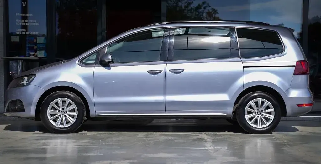 Gebraucht Seat Alhambra Style 177 PS (130 kW) 2019 Grau Van / Kleinbus
