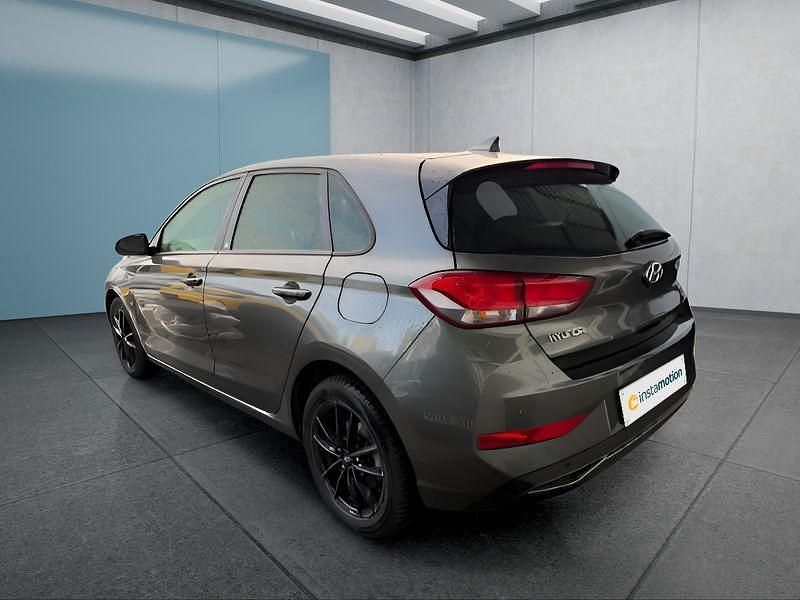 Gebraucht Hyundai i30 160 PS (117 kW) 2021 Grau Kleinwagen