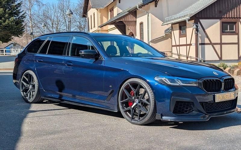 Gebraucht BMW 540 Performance 333 PS (244 kW) 2020 Blau Kombi