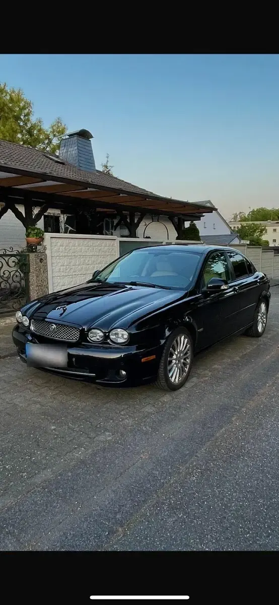 Gebraucht Jaguar X-type Executive 145 PS (106 kW) 2008 Schwarz Limousine