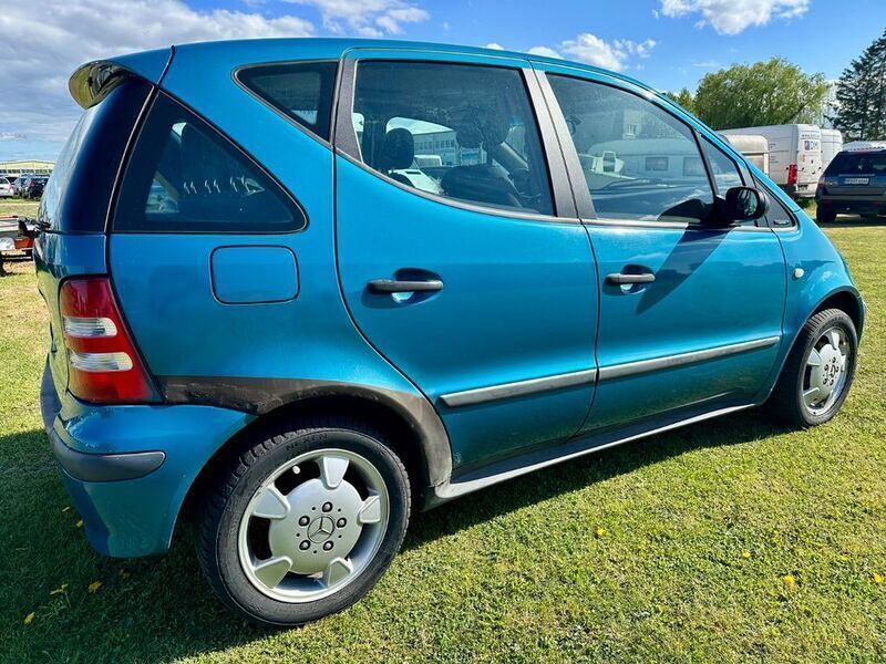 Gebraucht Mercedes A160 102 PS (75 kW) 2002 Blau Van / Kleinbus