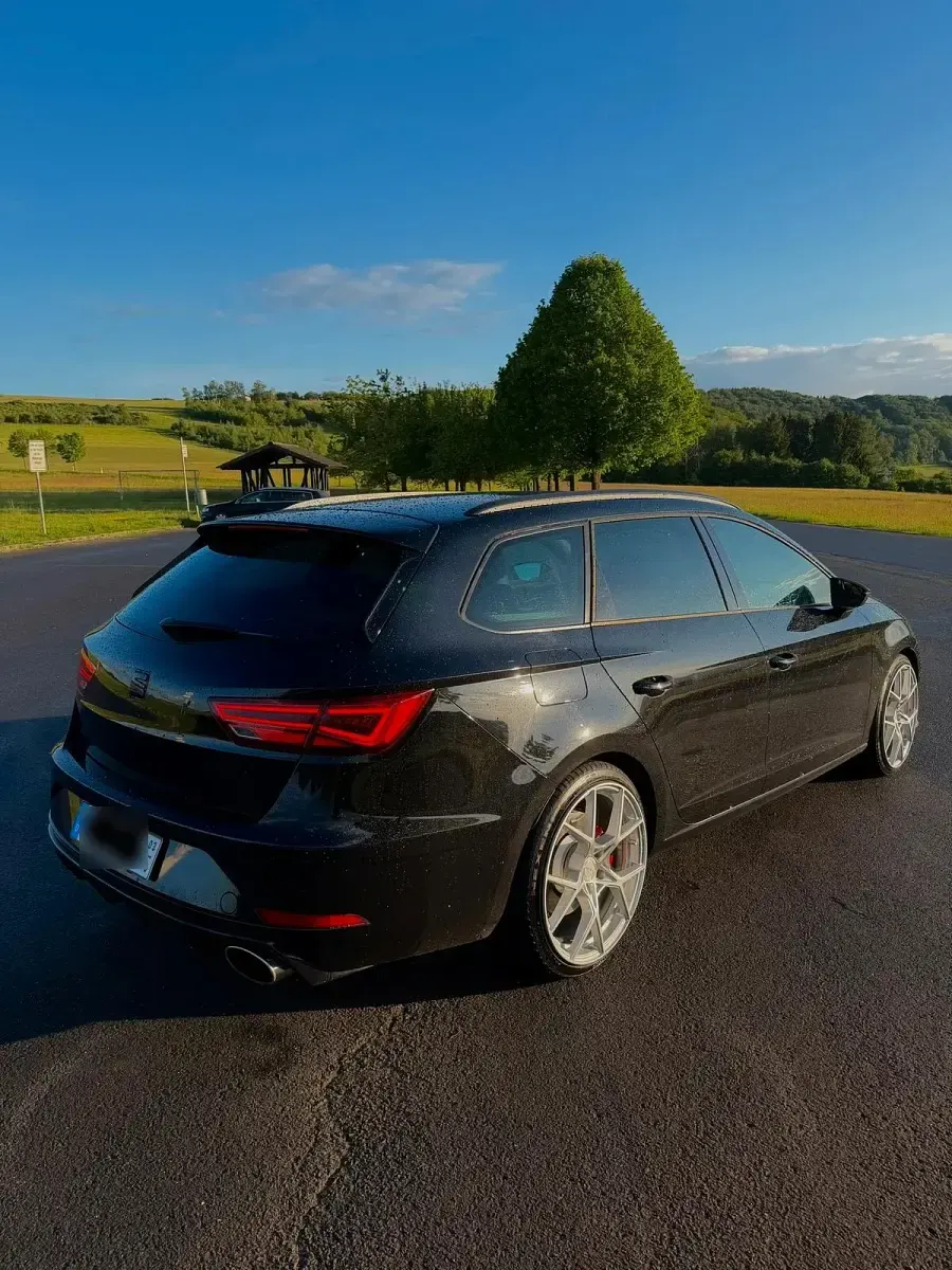 Gebraucht Seat Leon ST 4Drive 300 PS (220 kW) 2017 Schwarz Kombi