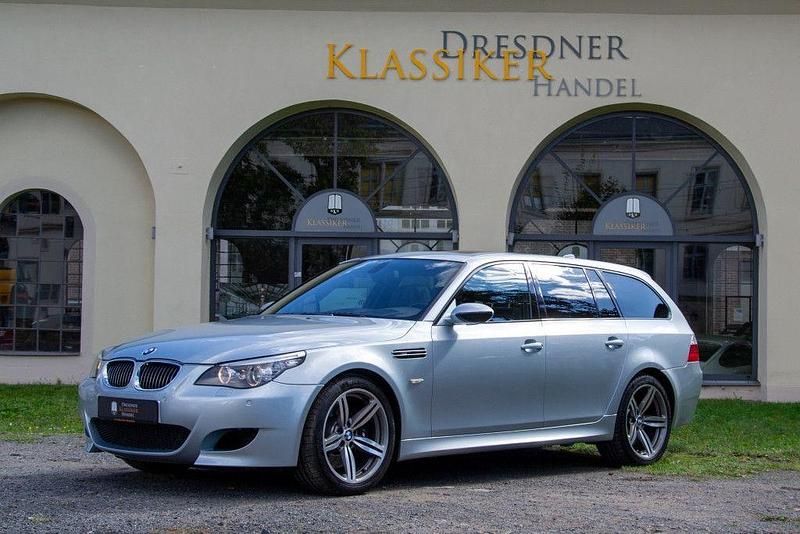 Silber Gebraucht 2008 BMW M5 Performance Kombi | 65.000 € (Etwas zu teuer) - Bild 1/4