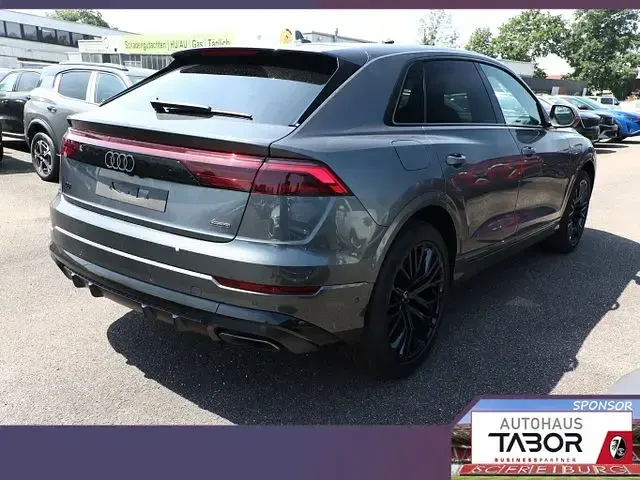 Neu Audi Q8 Comfort 286 PS (210 kW) 2026 Grau SUV