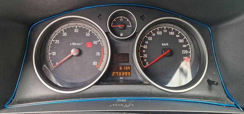 Gebraucht Opel Zafira 150 PS (110 kW) 2009 Silber Van / Kleinbus