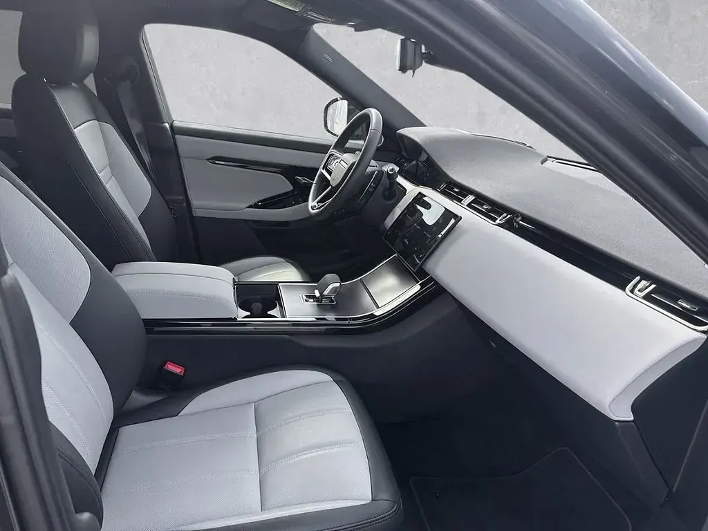 Gebraucht Land Rover Range Rover evoque SE Dynamic 204 PS (150 kW) 2025 Grau SUV