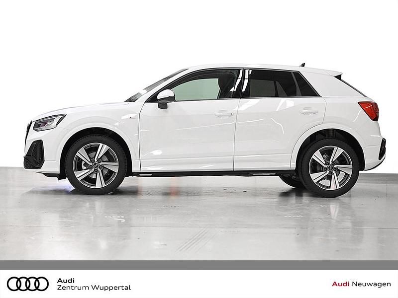 Neu Audi Q2 S-Line 150 PS (110 kW) 2026 Weiss SUV