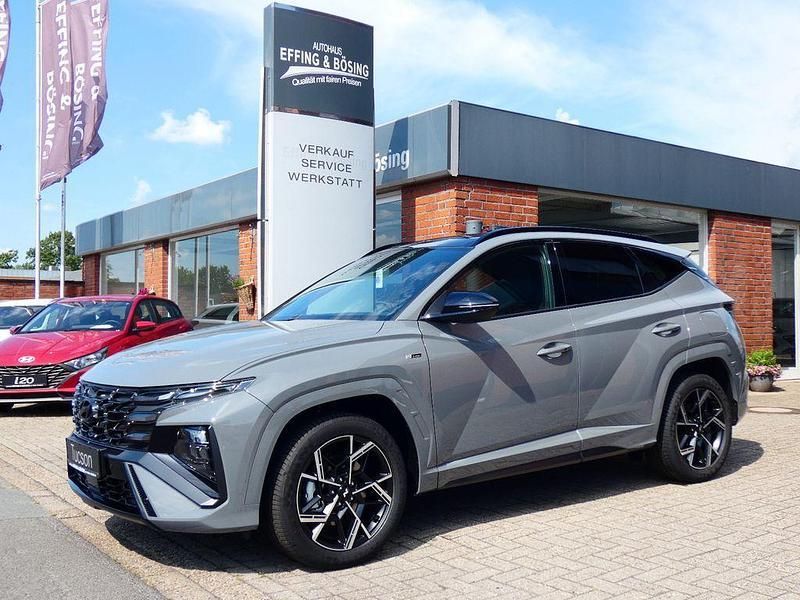 Grau Neu 2025 Hyundai Tucson N Line SUV | 36.990 € (Etwas zu teuer) - Bild 1/4