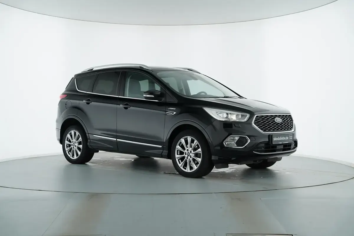 Gebraucht Ford Kuga Vignale 150 PS (110 kW) 2019 Iridiumschwarz metallic SUV