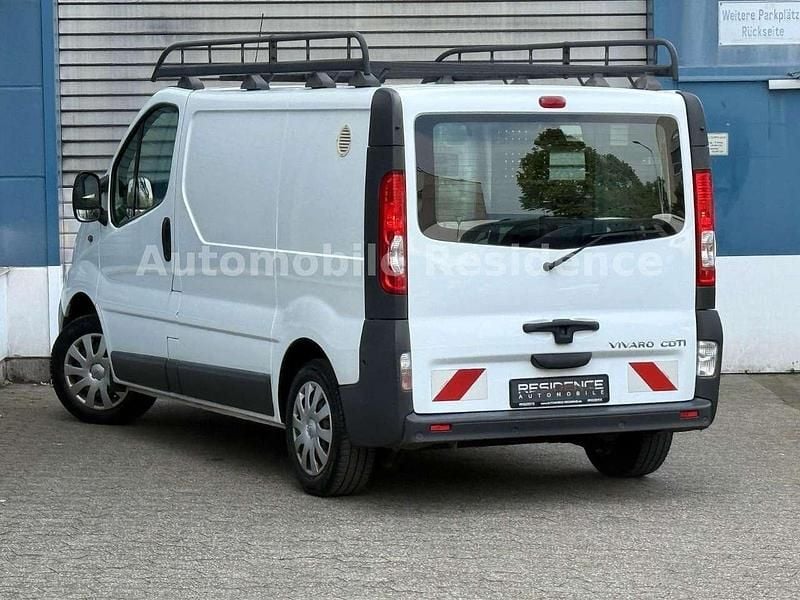 Second-hand Opel Vivaro 114 CP (83 kW) 2014 Alb Monovolum