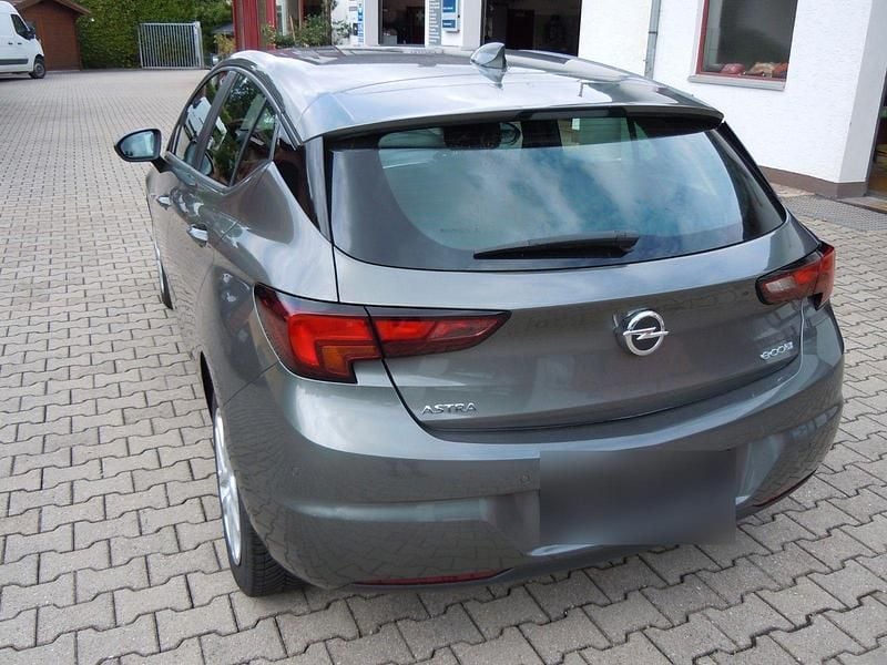 Gebraucht Opel Astra 105 PS (77 kW) 2017 Grau Limousine
