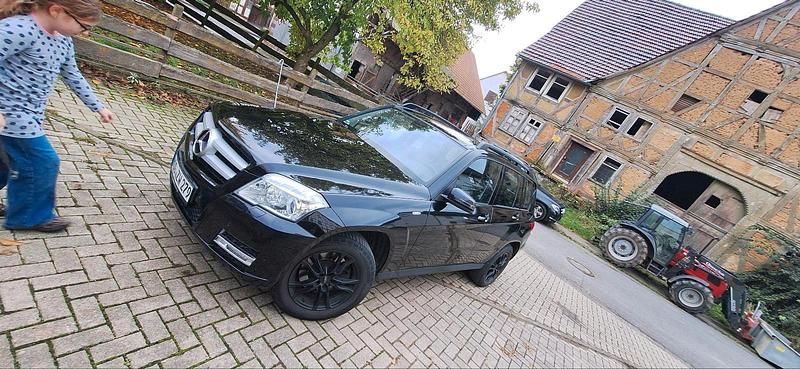 Schwarz Gebraucht 2011 Mercedes GLK250 SUV | 8.500 € (Superpreis) - Bild 1/4